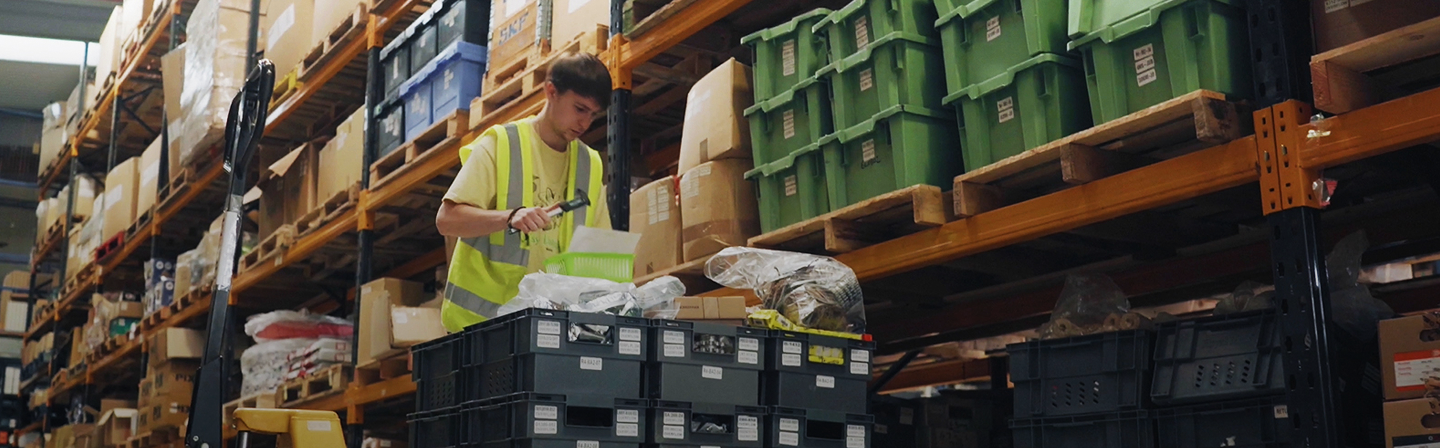 SimplyBearings Warehouse picking